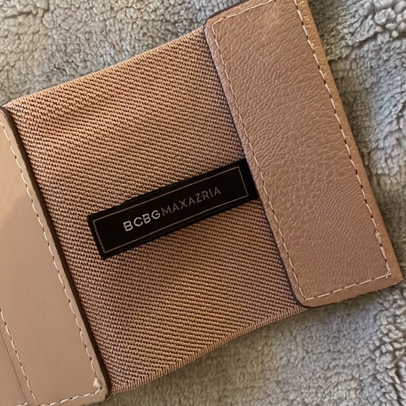 BCBG MaxAzria beige belt - Picture 6 of 7